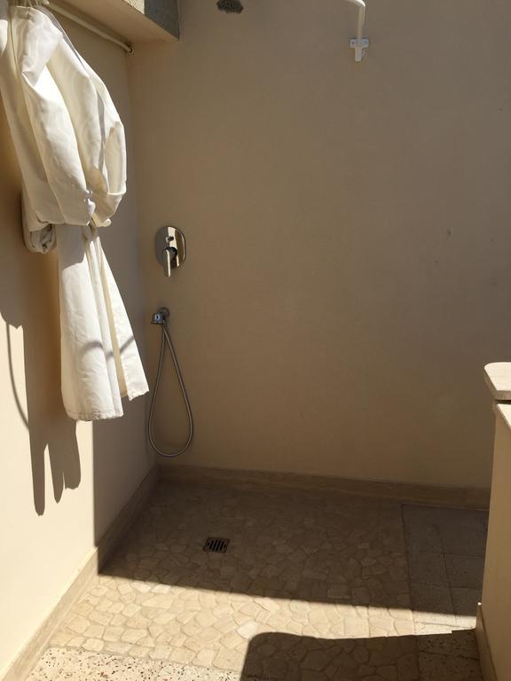 Attico Al Mare Apartment ลิโด ดิ ออสเตีย ภายนอก รูปภาพ