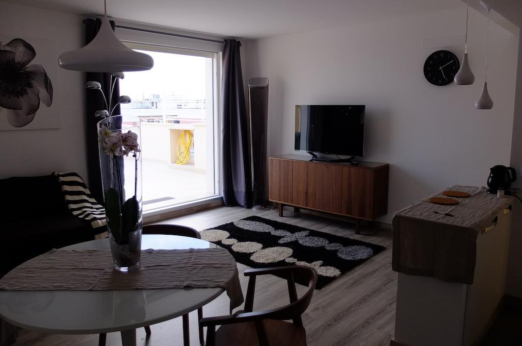 Attico Al Mare Apartment ลิโด ดิ ออสเตีย ห้อง รูปภาพ