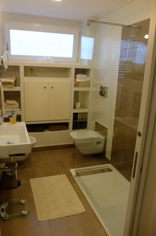 Attico Al Mare Apartment ลิโด ดิ ออสเตีย ภายนอก รูปภาพ
